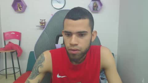 adri_sexboy online show from February 6, 2:15 pm
