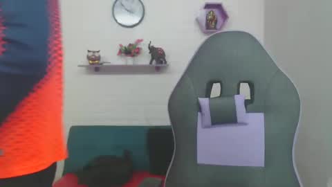 adri_sexboy online show from January 20, 1:11 pm