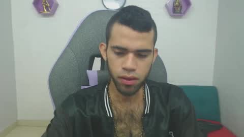 adri_sexboy online show from January 18, 1:08 pm