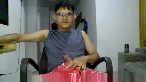 adrian018_ online show from January 14, 10:55 pm