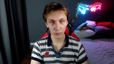Adrian online show from December 13, 5:10 pm