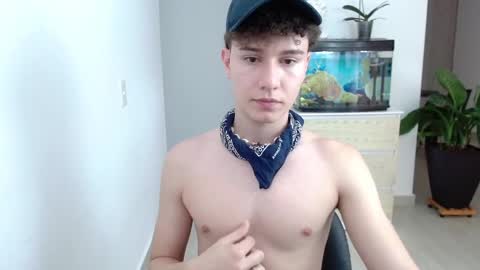 Snapshot of adrian_morelli chatting on February 11, 9:46 pm adrian morelli online show from February 11, 9:46 pm