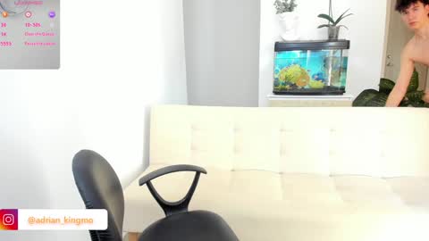 Snapshot of adrian_morelli chatting on January 30, 7:26 pm adrian morelli online show from January 30, 7:26 pm