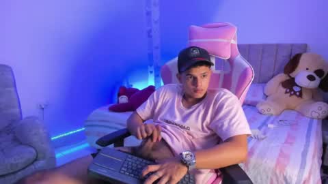 ADRIAN online show from April 15, 7:58 pm