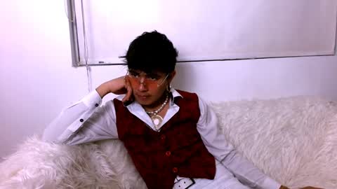 adrian online show from February 20, 3:56 am