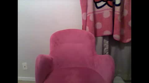 adrianpauli online show from March 22, 5:56 am