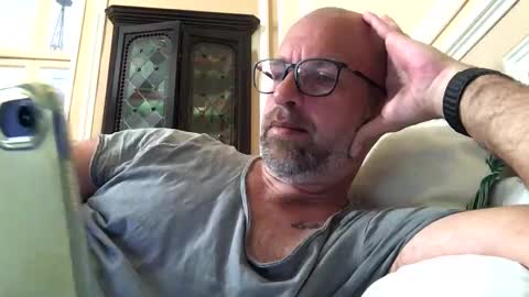 adrienfromparis online show from March 27, 9:43 am