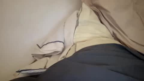 Snapshot of adriiii7878 chatting on March 1, 6:21 pm adriiiii online show from March 1, 6:21 pm