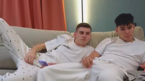 Mark online show from March 18, 6:55 pm