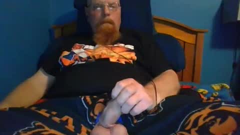 hrnycummer online show from November 25, 6:26 am