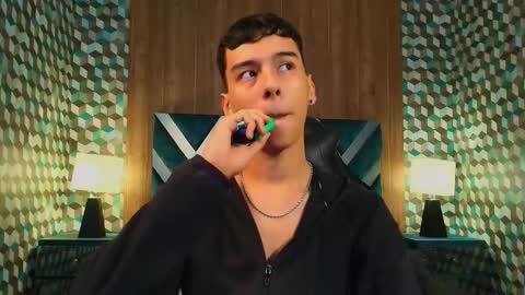 aiden_royce online show from November 6, 5:32 am