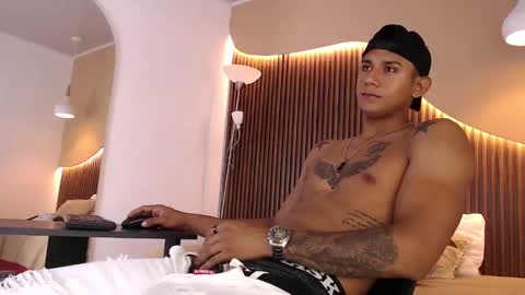 Aiden online show from September 23, 2:16 pm