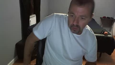 Snapshot of airbornelunsford39 chatting on October 3, 12:04 am Daddy online show from October 3, 12:04 am