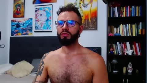 akiles online show from October 22, 12:46 am