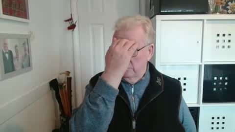 akiltedman online show from February 21, 12:06 pm