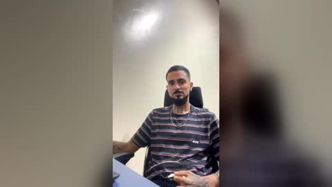 akiracontas123 online show from June 17, 2:41 pm
