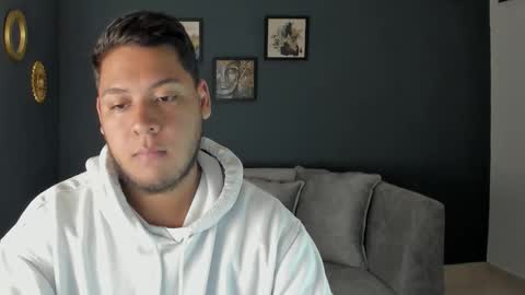 Akoon online show from February 24, 10:21 pm