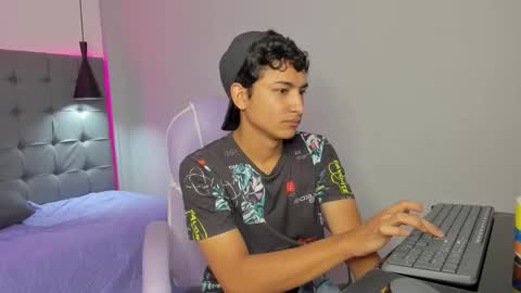 Alam online show from October 13, 4:24 pm