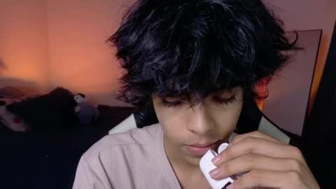 alan18n online show from April 6, 4:42 am