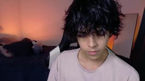 alan18n online show from April 6, 4:46 am