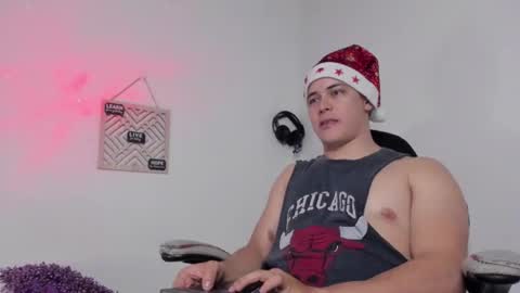 Alan Hadid online show from December 12, 2:48 am