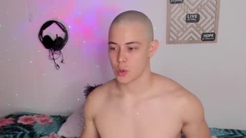 Alan Hadid online show from December 7, 11:12 pm