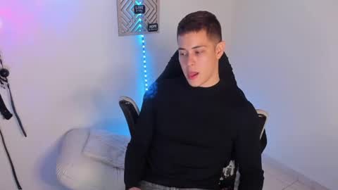 Alan Hadid online show from March 2, 3:45 am