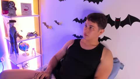 Alan Hadid online show from October 28, 12:35 am