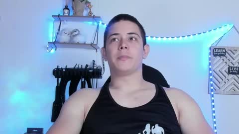 Alan Hadid online show from February 9, 9:39 pm