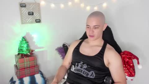 Alan Hadid online show from December 13, 3:49 am