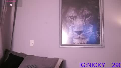 alan_morrys online show from May 28, 2:42 am
