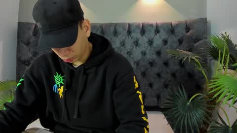 Alan online show from October 22, 1:04 pm