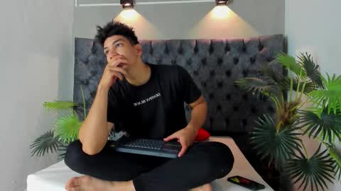 Alan online show from November 21, 1:54 pm