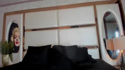 ---Alan--- online show from October 17, 5:33 am