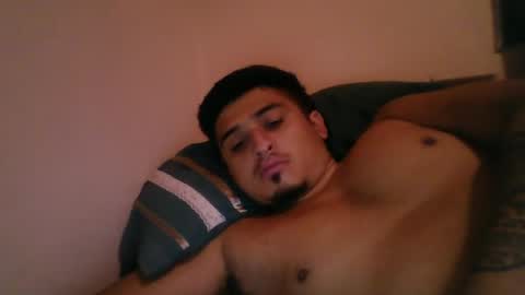 Snapshot of alanargenttt25 chatting on February 4, 10:55 pm alanargenttt25 online show from February 4, 10:55 pm