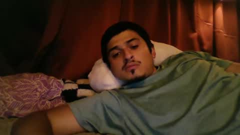 Snapshot of alanargenttt25 chatting on January 17, 12:20 am alanargenttt25 online show from January 17, 12:20 am