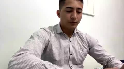 alanj998 online show from September 28, 10:52 pm