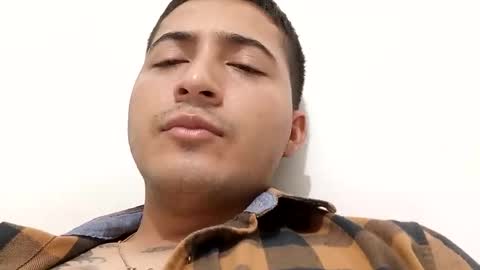 alanj998 online show from March 2, 5:08 am