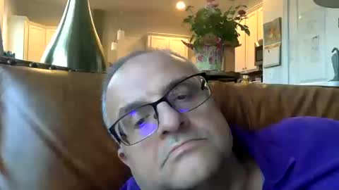 alankrieski1174 online show from October 10, 10:12 pm
