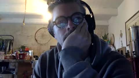 albandant online show from October 23, 11:57 am