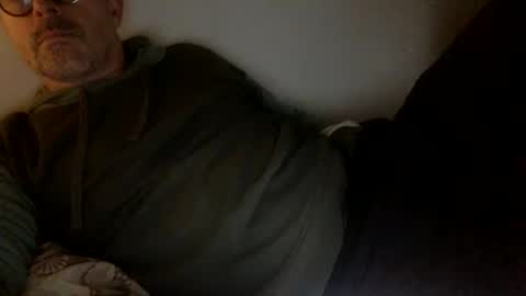 albandant online show from April 3, 3:53 pm