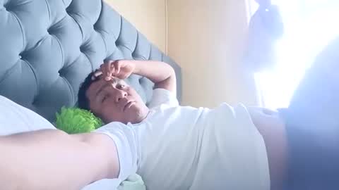 albert19891 online show from March 23, 6:58 pm