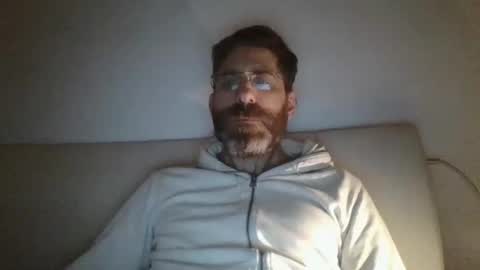 Snapshot of alcatrazcage chatting on January 2, 3:58 am Alcatrazcage online show from January 2, 3:58 am
