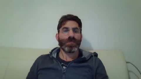 Snapshot of alcatrazcage chatting on January 6, 2:58 am Alcatrazcage online show from January 6, 2:58 am