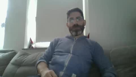 Snapshot of alcatrazcage chatting on December 11, 8:27 am Alcatrazcage online show from December 11, 8:27 am
