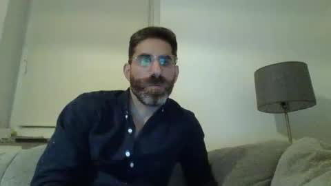 Snapshot of alcatrazcage chatting on December 15, 7:31 pm Alcatrazcage online show from December 15, 7:31 pm