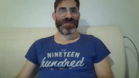 Snapshot of alcatrazcage chatting on December 13, 10:34 pm Alcatrazcage online show from December 13, 10:34 pm