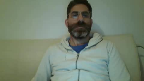 Snapshot of alcatrazcage chatting on January 4, 4:44 am Alcatrazcage online show from January 4, 4:44 am