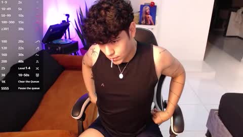 Snapshot of alec_spencer chatting on October 2, 1:53 am alec online show from October 2, 1:53 am
