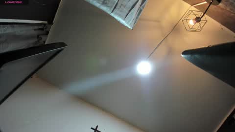 ALEC ANDREWS online show from January 21, 11:40 am